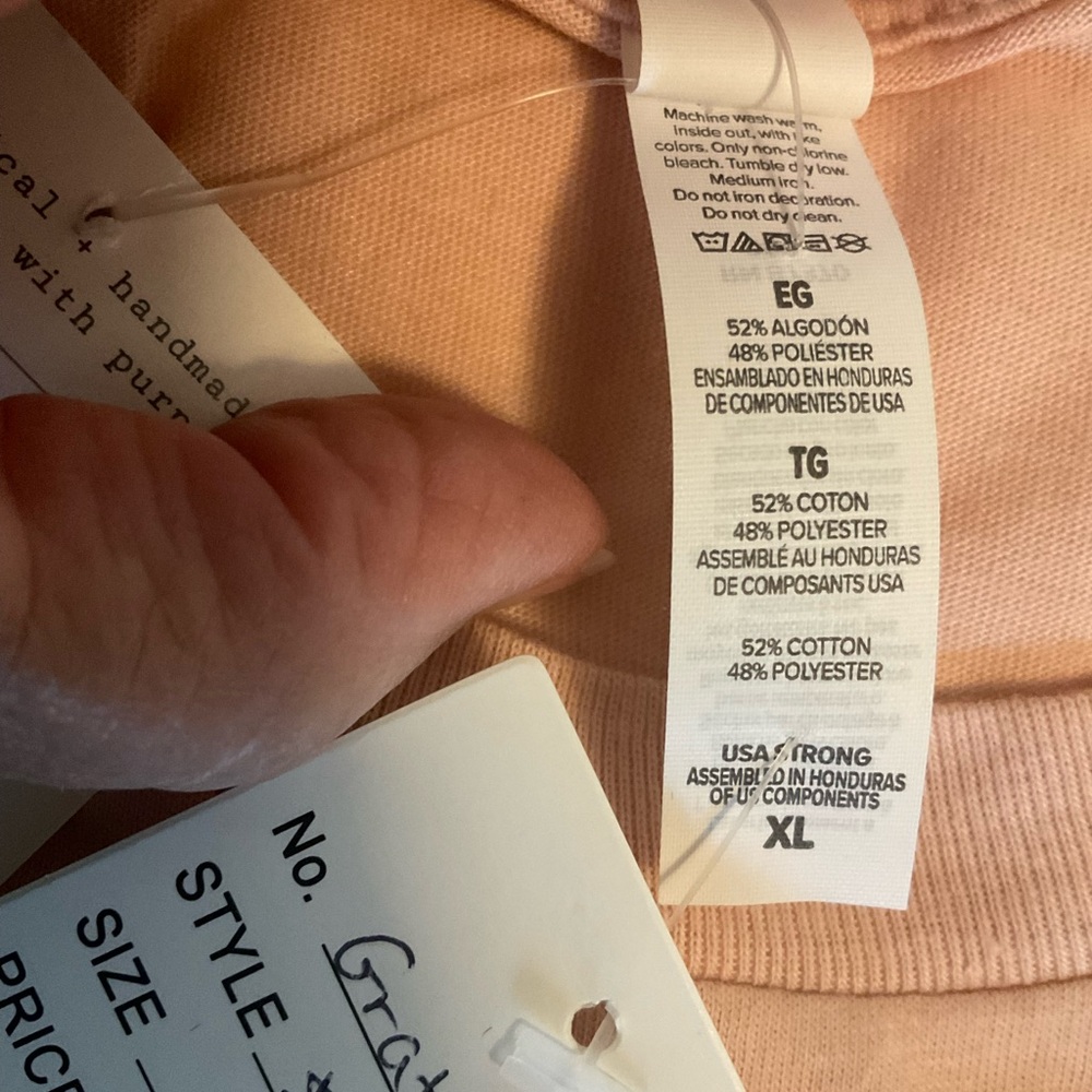 Saved by Grace Co. - Grateful T-Shirt - Picture 7 of 8